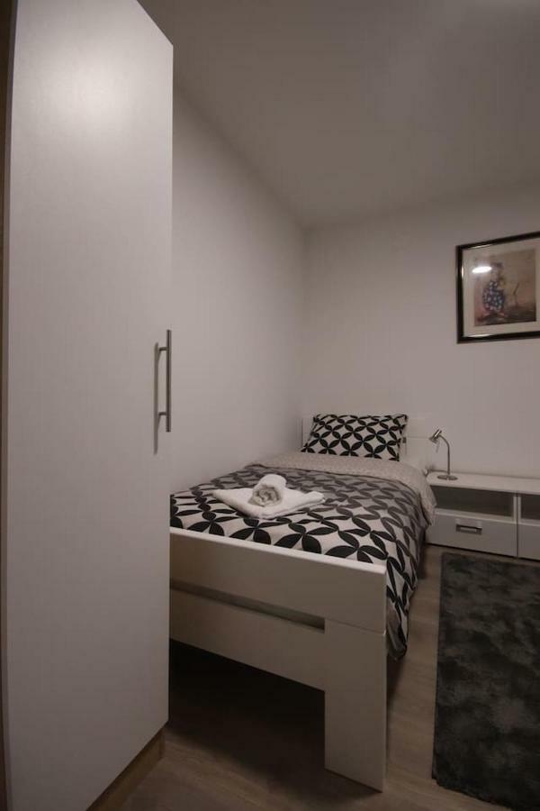 Apartman F&F 오토칵 외부 사진