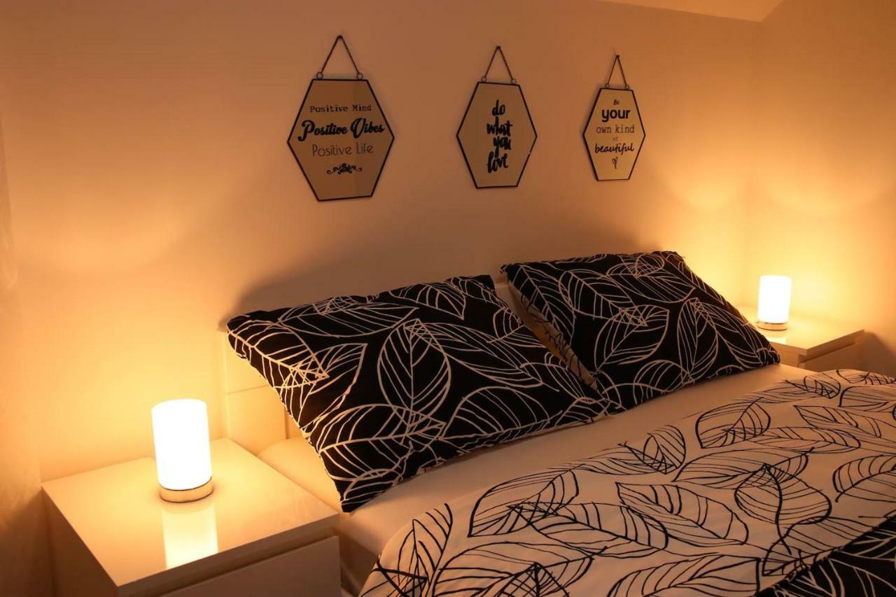 Apartman F&F 오토칵 외부 사진