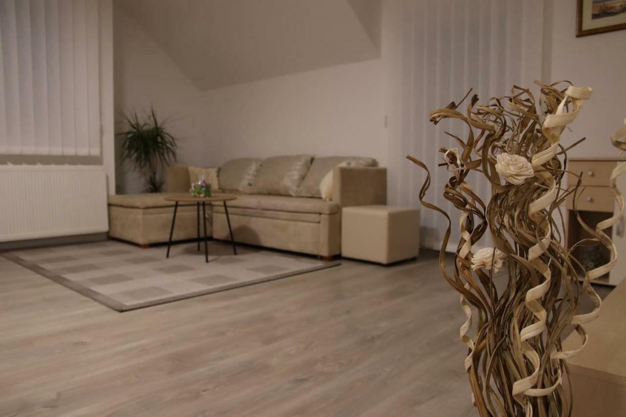 Apartman F&F 오토칵 외부 사진