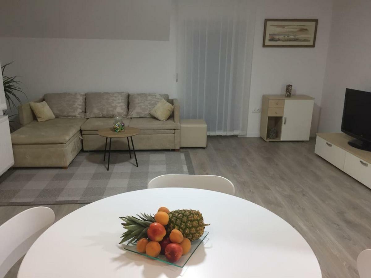 Apartman F&F 오토칵 외부 사진